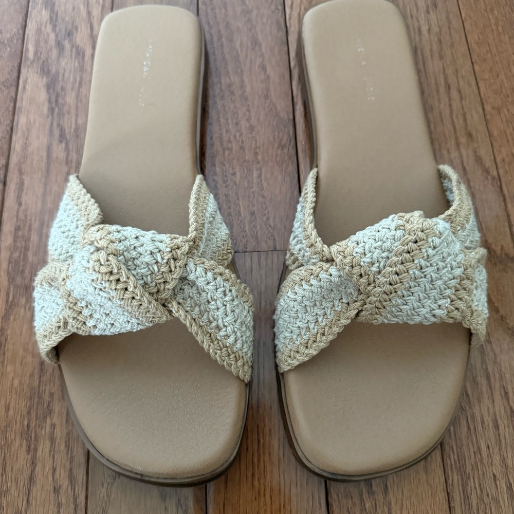 American Eagle Outfitters Woven Knotted Slide Sandals in Natural